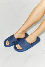 Load image into Gallery viewer, MMShoes Arms Around Me Open Toe Slide in Navy
