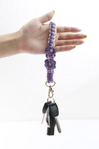 Flower Shape Wristlet Zinc Alloy Closure Macrame Key Chain