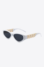 Load image into Gallery viewer, Chain Detail Temple Cat Eye Sunglasses
