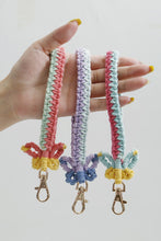 Load image into Gallery viewer, Butterfly Shape Macrame Key Chain
