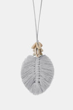 Load image into Gallery viewer, Leaf Macrame Pendant Necklace
