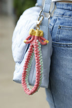 Load image into Gallery viewer, Butterfly Shape Macrame Key Chain
