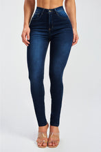 Load image into Gallery viewer, Button Fly Skinny Jeans
