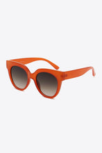 Load image into Gallery viewer, UV400 Polycarbonate Round Sunglasses
